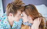 [ẢNH] Ông Cao Thắng cầu hôn Đông Nhi sau 10 năm bên nhau